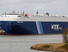 DIONE LEADER - 200m [IMO:9561954] Autotransporter (Vehicles Carrier) Aufnahme: 2017-04-13 Baujahr: 2013 | DWT: 21111t | Breite: 32m | Ladekapazität: 6332 CEU