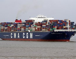 CMA CGM ALEXANDER VON HUMBOLDT - 396m [IMO:9454448] Containerschiff (Container ship) Neuaufnahme: 2018-03-29 (2015-11-11) Baujahr: 2013 | DWT: 186470t | Breite: 54m | Tiefgang: 16m | Ladekapazität:...