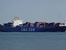 CMA CGM BALZAC - 300m (ex) [IMO:9222273] Containerschiff (Container ship) Neuer Name: CONTI PARIS Baujahr: 2001 | DWT: 77941t | Breite: 40m | Tiefgang: 14,0m | Ladekapazität: 6627 TEU...