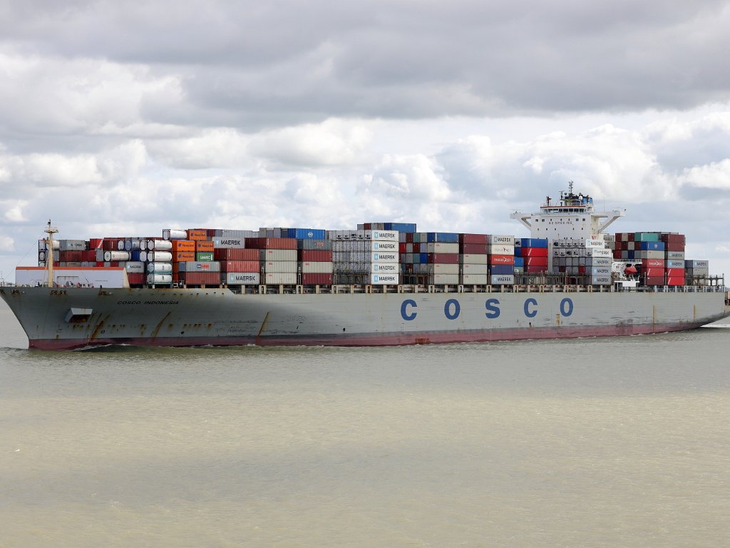 Groß-Containerschiffe - COSCO