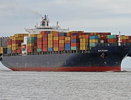 E.R. PUSAN - 277m (+) [IMO:9211169] Containerschiff (Container ship) Aufnahme: 2014-08-04 (+) (verschrottet/scrapped) Baujahr: 2000 | DWT: 67737t | Breite: 40m | Tiefgang: 14m |...