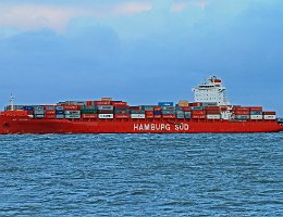 CAP HARRIETT - 262m (ex) [IMO:9440784] Containerschiff (Container ship) Neuer Name: HARRIER HUNTER Aufnahme: 2015-04-01 Baujahr: 2009 | DWT: 51779t | Breite: 32m | Tiefgang: 12,5m |...