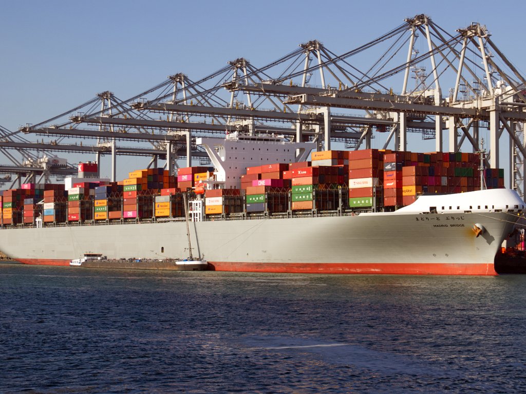 Groß-Containerschiffe - K-Line