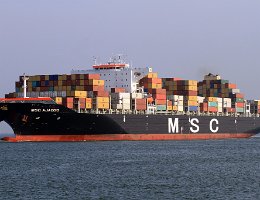 MSC AJACCIO - 300m [IMO:9605267] Containerschiff (Container ship) Aufnahme: 2015-07-04 Baujahr: 2014 | DWT: 112230t | Breite: 48m | Tiefgang: 14,5m | Ladekapazität: 9400 TEU