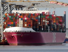 ONE MINATO - 366m [IMO:9805477] Containerschiff (Container ship) Aufnahme: 2019-05-22 Baujahr: 2018 | DWT: 146696t | Breite: 51m | Tiefgang: 15,5m | Ladekapazität: 13870 TEU...