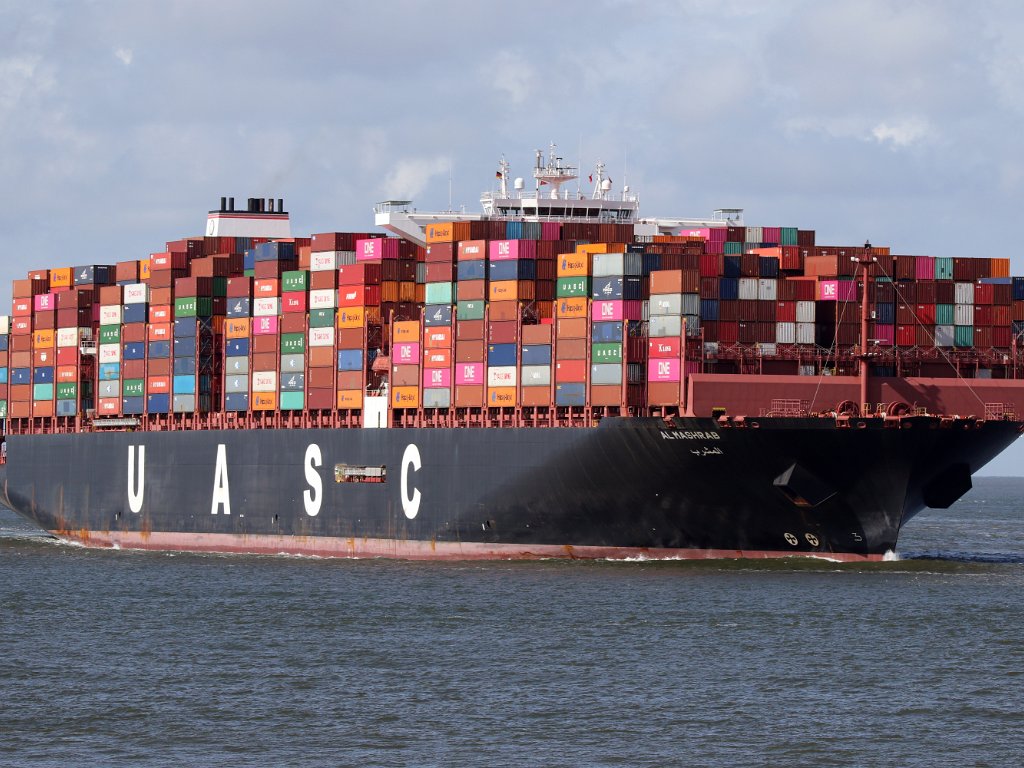 Groß-Containerschiffe - UASC