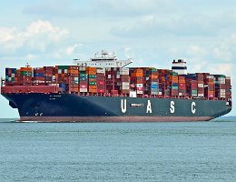 AL JASRAH - 368m [IMO:9732321] Containerschiff (Container ship) Aufnahme: 2018-09-08 Baujahr: 2016 | DWT: 149360t | Breite: 51m | Tiefgang: 15,5m | Ladekapazität: 15000 TEU...
