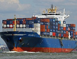 ADELHEID-S - 223m [IMO:9303766] Containerschiff (Container ship) Aufnahme: 2016-07-06 Baujahr: 2006 | DWT: 44052t | Breite: 32m | Tiefgang: 12,0m | Ladekapazität: 3400 TEU...