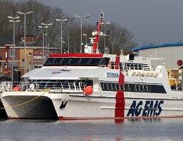 NORDLICHT - 39m [IMO:8816015] Personenfähre (passanger ferry) Aufnahme: 2018-02-17 Baujahr: 1989 | DWT: 36t | Breite: 9m | Tiefgang: 1,60m | Passagiere: 272 Maschinenleistung:...