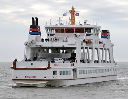 FRISIA IV - 71m [IMO:9246839] Autofähre (Car ferry) Aufnahme: 2018-09-27 Baujahr: 2002 | DWT: 326t | Breite: 13m Maschinenleistung: 1880 KW | Geschwindigkeit: 12 kn