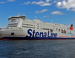 STENA SCANDINAVICA - 240m [IMO:9235517] Autofähre (Car ferry) Aufnahme: 2016-08-07 Baujahr: 2003 | DWT: 12200t | Breite: 30m | Tiefgang: 6,3m Maschinenleistung: 25920 KW |...