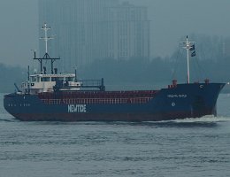 FRISIAN RIVER - 87m [IMO:9421623] Frachtschiff (General Cargo) Aufnahme: 2017-12-01 Baujahr: 2007 | DWT: 2620t | Breite: 11m | Tiefgang: 3,85m Maschinenleistung: 759 KW |...