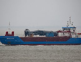 MITTELPLATE - 86m [IMO:9501203] Frachtschiff (General Cargo) Aufnahme: 2015-12-27 Baujahr: 2009 | DWT: 3184t | Breite: 12,40m | Tiefgang: max. 5,30m Maschinenleistung: 1850 KW |...