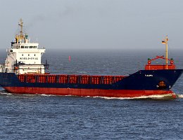 KADRI - 100m [IMO:9114725] Frachtschiff (General Cargo) Aufnahme: 2019-12-31 Baujahr: 1995 | DWT: 4506t | Breite: 13,63m | Tiefgang: 5,64m Maschinenleistung: 2400 KW |...