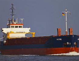 KATRE - 89m [IMO:9014937] Frachtschiff (General Cargo) Aufnahme: 2015-10-04 Baujahr: 1991 | DWT: 4175t | Breite: 13,17m | Tiefgang: 5,45m Maschinenleistung: 1440 KW |...