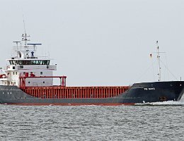 FRI SKIEN - 89m [IMO:9148192] Frachtschiff (General Cargo) Aufnahme: 2014-08-06 Baujahr: 2000 | DWT: 3714t | Breite: 13,40m | Tiefgang: max. 5,67m Maschinenleistung: 1800 KW |...