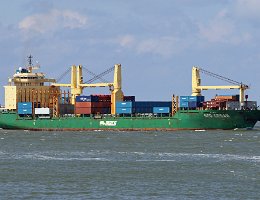 RED CEDAR - 193m [IMO:9231092] Frachtschiff (General Cargo) Neuaufnahme: 2016-04-28 Baujahr: 2001 | DWT: 30537t | Breite: 27,80m | Tiefgang: 11,20m Maschinenleistung: 15785 KW |...