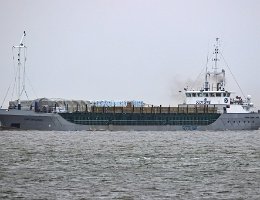 SMN EXPLORER - 82m (n) [IMO:9137193] Frachtschiff (General Cargo) Ex-Name: SCOT EXPLORER Neuer Name: RUNNER Aufnahme: 2018-12-31 Baujahr: 1996 | DWT: 2521t | Breite: 12,40m |...