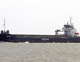 BEAUMAGIC - 89m [IMO:9373266] Frachtschiff (General Cargo) Aufnahme: 2014-04-13 Baujahr: 2007 | DWT: 3820t | Breite: 12,50m | Tiefgang: 5,42m Maschinenleistung: 1520 KW |...
