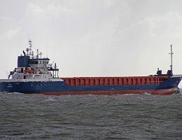 FOREST - 90m (ex) [IMO:9313773] Frachtschiff (General Cargo) Neuer Name: SILVAMAR Aufnahme: 2015-04-01 Baujahr: 2004 | DWT: 4537t | Breite: 14m | Tiefgang: 5,95m...