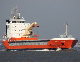 LADY CLARISSA - 109m [IMO:9201803] Frachtschiff (General Cargo) Aufnahme: 2019-04-17 Baujahr: 2000 | DWT: 5375t | Breite: 15,88m | Tiefgang: max. 5,90m Maschinenleistung: 2880 KW |...