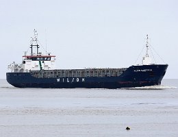 WILSON ALGECIRAS - 88m [IMO:9507350] Frachtschiff (General Cargo) Neuaufnahme: 2021-05-01 (2017-05-26) Baujahr: 2010 | DWT: 3583t | Breite: 12,40m | Tiefgang: 5,14m Maschinenleistung:...
