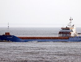 ADIANTE - 90m [IMO:9360477] Frachtschiff (General Cargo) Aufnahme: 2015-12-30 Baujahr: 2009 | DWT: 4672t | Breite: 14m | Tiefgang: 8,00m Maschinenleistung: 1850 KW |...