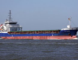 ALEXANDER - 104m [IMO:9490179] Frachtschiff (General Cargo) Aufnahme: 2021-06-12 Baujahr: 2012 | DWT: 5352t | Breite: 15,35m | Tiefgang: 3,60m