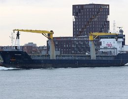 BEAUTRIUMPH - 118m [IMO:9369291] Frachtschiff (General Cargo) Aufnahme: 2015-11-11 Baujahr: 2008 | DWT: 7218t | Breite: 15,90m | Tiefgang: max. 6,65m Maschinenleistung: 2970 KW |...