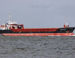 ALSTERDIEP - 90m [IMO:9472000] Frachtschiff (General Cargo) Aufnahme: 2020-08-22 Baujahr: 2008 | DWT: 4164t | Breite: 15,20m | Tiefgang: 5,12m Maschinenleistung: 1800 KW |...