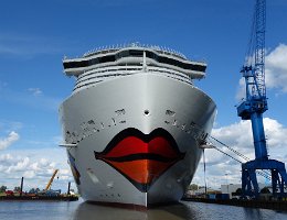 AIDAnova - 337m [IMO:9781865] Kreuzfahrtschiff (Cruise Ship) Neuaufnahme: 2018-08-26 Baujahr: 2018 | Breite: 42m | Tiefgang: max. 8,60m | Passagiere: 6600 Maschinenleistung:...