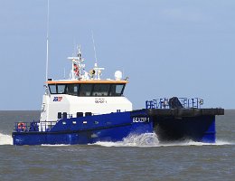 SWAZIP 1 - 26m [IMO:9654830] Crew Boat Aufnahme: 2015-04-03 Baujahr: 2012 | DWT: 30t | Breite: 10,4m | Tiefgang: 2,2m