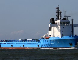 BLUE BETRIA - 81m (ex) [IMO:8119637] Versorgungsschiff (Offshore Supply Ship) Neuer Name: N35 Aufnahme: 2015-07-18 Baujahr: 1983 | DWT: 2490t | Breite: 18,02m | Tiefgang: 4,98m...