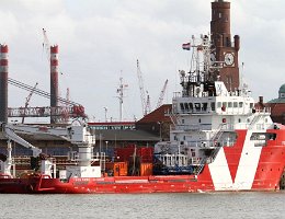 VOS SHINE - 60m [IMO:9601510] Versorgungsschiff (Offshore Supply Ship) Aufnahme: 2014-04-13 Baujahr: 2012 | DWT: 993t | Breite: 14,95m | Tiefgang: 4,6m Maschinenleistung: 3840...