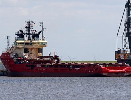 THOR EXPRESS - 82m [IMO:9104017] Versorgungsschiff (Offshore Supply Ship) Aufnahme: 2018-07-07 Baujahr: 1996 | DWT: 4115t | Breite: 19m Maschinenleistung: 14115 KW