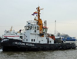 HILLERDINE WESSELS - 26m [IMO:7417604] Hafenschlepper (Tug) Aufnahme: 2017-02-12 Baujahr: 1975 | Bollard pull: 18t | Breite: 6,80m | Tiefgang: 3,20m Maschinenleistung: 1060 KW |...