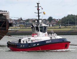 RSD INNOVATION - 25m [IMO:9820623] Hafenschlepper (Tug) Neuaufnahme: 2020-07-03 (2018-11-23) Baujahr: 2018 | Bollard pull: 75t | Breite: 13m | Tiefgang: 5,0m Maschinenleistung: 4480...