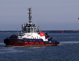 RT ROB - 29m [IMO:9474905] Hafenschlepper (Tug) Neuaufnahme: 2021-05-29 (2014-04-12) Baujahr: 2010 | Bollard pull: 84t | Breite: 12m | Tiefgang: 5,90m Maschinenleistung:...