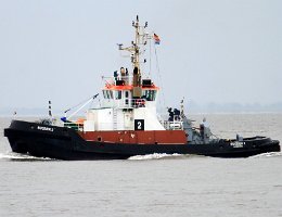 BUGSIER 2 - 33m [IMO:9338993] Hafenschlepper (Tug) Aufnahme: 2015-07-19 Baujahr: 2006 | Bollard pull: 67t | Breite: 12m | Tiefgang: 6,70m Maschinenleistung: - kW |...