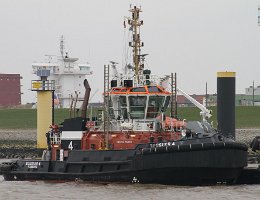 BUGSIER 4 - 28m [IMO:9376191] Hafenschlepper (Tug) Aufnahme: 2015-03-28 Baujahr: 2007 | Bollard pull: 80t | Breite: 11,5m | Tiefgang: 5,95m Maschinenleistung: 4800 KW |...