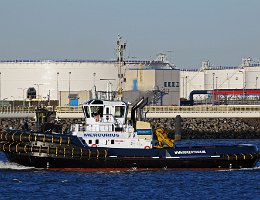 MERCURIUS - 33m (ex) [IMO:9695523] Hafenschlepper (Tug) Neuer Name: SVITZER MERCURIUS Neuaufnahme: 2016-11-25 Baujahr: 2014 | Bollard pull: 82t | Breite: 12m | Tiefgang: 5,28m...