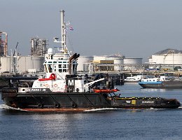 EN AVANT 30 - 41m [IMO:9597317] Schlepper (Tug) Aufnahme: 2020-07-18 Baujahr: 2011 | Bollard pull: 95t | Breite: 14m | Tiefgang: 6,30m Maschinenleistung: 6570 KW |...