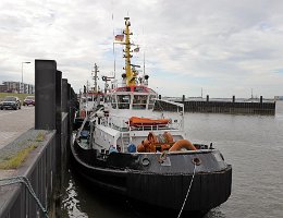 CARL - 31m [IMO:9112739] Hafenschlepper (Tug) Aufnahme: 2020-08-20 Baujahr: 1995 | Bollard pull: 52t | Breite: 12m | Tiefgang: 5,22m Maschinenleistung: 2945 KW |...
