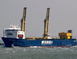 JUMBO VISION - 110m [IMO:9153642] Schwerlastschiff (Heavy Load Vessel) Aufnahme: 2019-05-22 Baujahr: 2000 | DWT: 6993t | Breite: 21m | Tiefgang: 7,40m Maschinenleistung: 4900 KW |...