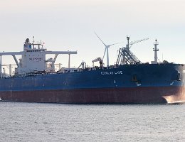 COSGLAD LAKE - 330m [IMO:9591284] Supertanker (Crude Oil Tanker) Aufnahme: 2016-01-18 Baujahr: 2011 | DWT: 297388t | Breite: 60m